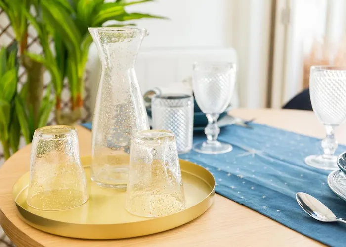 In Between Exclusive Charm By The Center شقة *