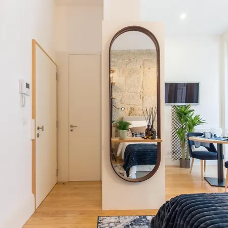 Apartment In Between Exclusive Charm By The Center