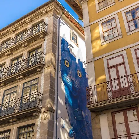 In Between Exclusive Charm By The Center Porto