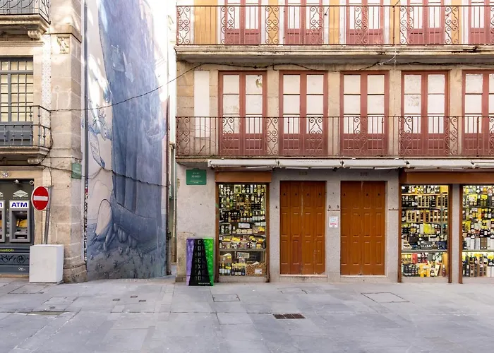 In Between Exclusive Charm By The Center