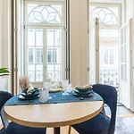 In Between Exclusive Charm By The Center Porto